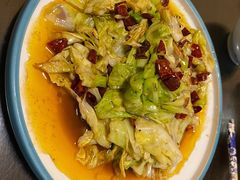 爆炒甘蓝-鸭味飞飞