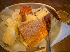 斯普汇经典餐前面包-斯普汇生蚝牛排馆(中骏世界城店)