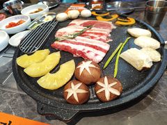 -彭妈家•韩国烤肉料理(张杨路店)