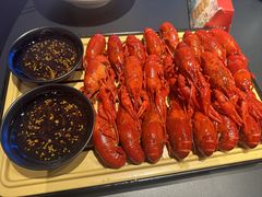 -肥肥虾庄·金牌油焖大虾(杨园滨江时代walk店)