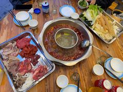 -金鼎雪山牦牛杂火锅(理县总店)