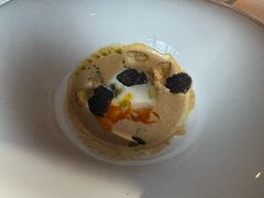 -弦月窗LUNETTE BY AMANDA(复兴路店)