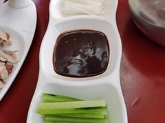 -六和聚传统烤鸭.天津菜(和平店)