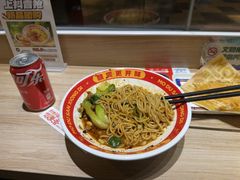 -魔都三兄弟酸辣粉·蘸卤炸串(虹桥万科店)