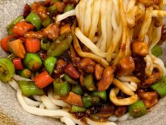 麻辣鸡丁拌面-醉牛腩·面小馆