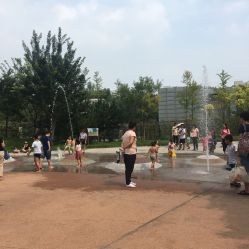 -酷酷兔少儿拓展天地