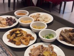 -天宜隆蘑菇宴火锅(石景山旗舰店)