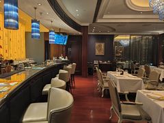 -龙虾酒吧扒房(宁波香格里拉店)