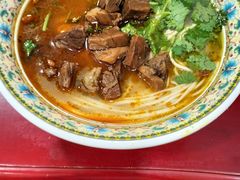 -金杨拉面王小吃面馆·牛三宝面·红烧牛肉粉