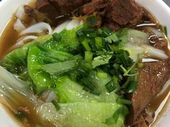 牛腩拼牛利河粉-珍珍小食店(西华路店)