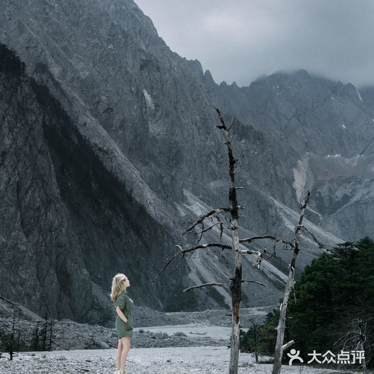 走到世界尽头|玉龙雪山里的冰川痕迹