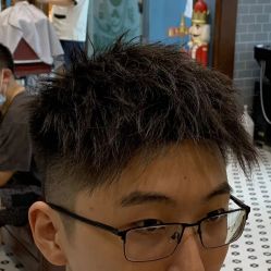 -贝勒爷专业男发
