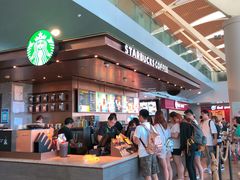 -星巴克(浦东机场T2到达店)