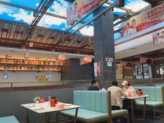 -阿瓦山寨·湘菜现炒·剁椒鱼头王(咸阳总店)