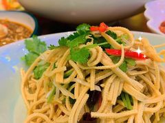 高碑店豆腐丝-一品渝香·好吖好鸭时尚干锅鸭头(乐汇城店)