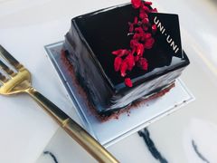 -UNI UNI(环亚凯瑟琳店)