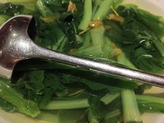 -月亮眼花园餐厅书吧酒吧