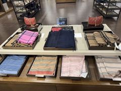 -巴宝莉工厂店/折扣店(工厂店)