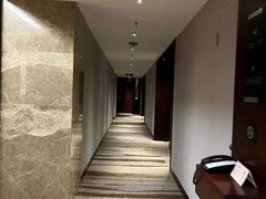 -上海龙之梦万丽酒店