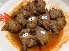 -爆炸头阿姨小四川正宗川味小吃(无任何分店)