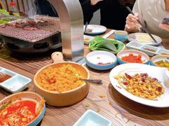 -明洞阿姨·韩式酱蟹烤肉·创意料理(三元桥店)