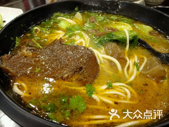 戴记私房面 金杨拉面王(川沙店)特色红烧牛三宝面图片 - 第1012张
