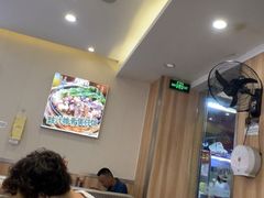 -万煲旺·香港老传承煲仔饭·猪杂汤(客村店)