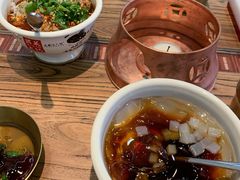 -成都你六姐·牛肉冒菜(上海环宇荟店)
