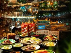 -包整·丝娃娃(甲秀楼景观店)