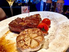 -MONICH牛排融合餐厅(和义大道购物中心店)