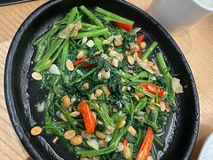 爆炒通菜-隅乐胡椒虾·台湾菜·团建(皇岗店)