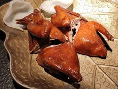 -蝴蝶里·粤菜·点心(滨江龙湖店)
