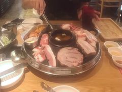 自助小菜-江南猪肉商会无限续吃(弘大店)