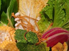 -三出山火锅(南京万象天地店)