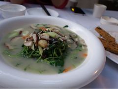iphone_upload_pic-新竹里馆·花园餐厅(兴苑路店)