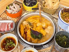 -顶上头·螺蛳火锅(五一新村店)