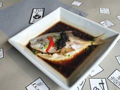 -穹六人间 people 6(岳阳路店)