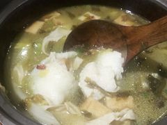 -周鱼小馆石锅酸菜鱼(活力汇店)