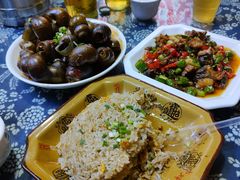 -临江餐馆二楼美食部落