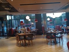 -必胜客(新中纬店)