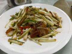 -辉记虾塘海鲜农庄