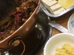 -超越炭火牛蛙火锅鸡(河东店)