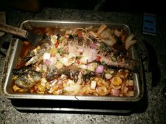 -里岛烤鱼(东港凯虹广场店)