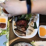 都吃饱了,感觉猪肉三明治最好吃,整体味道偏淡