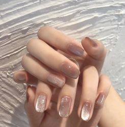 -孔雀手美甲美睫护理