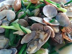 -霞涌市场海鲜摆卖区