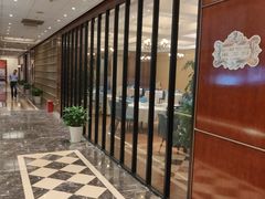 -梦都海鲜酒家(万达广场江桥店)