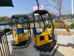 -季高兔窝窝亲子园(上海薰衣草公园店)