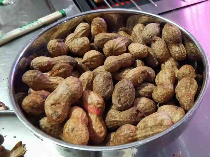 犀牛烤场-"和小伙伴去的,位置比较偏僻,在一个巷口里.