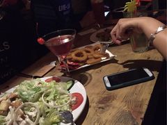 -Helens海伦司小酒馆(津湾广场店)